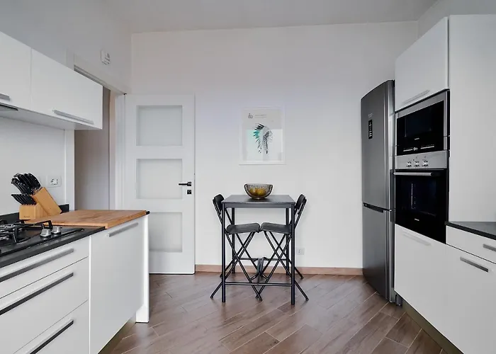Lux 180Sqm Flat - Entire Last Floor