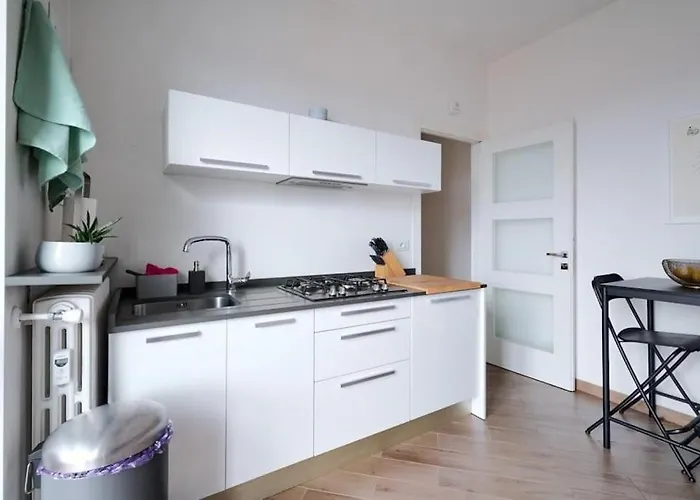 Lux 180Sqm Flat - Entire Last Floor