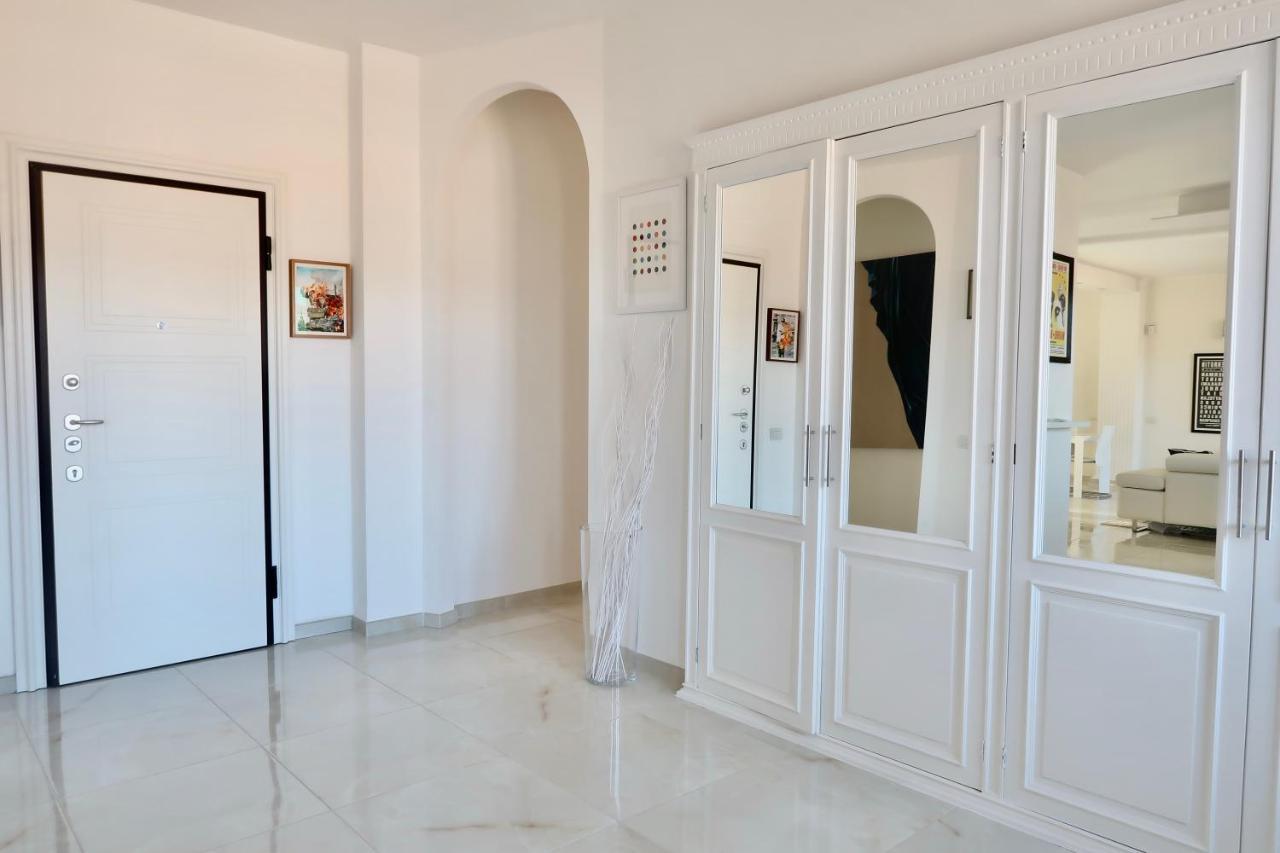 Lux 180sqm Flat - Entire Last Floor Appartamento Milano
